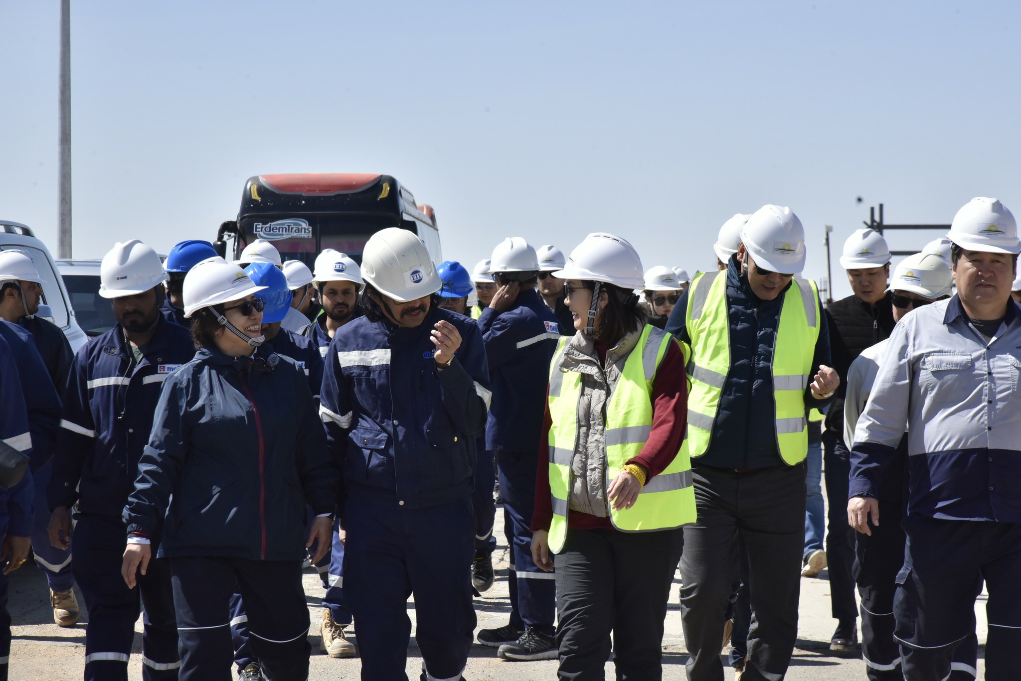 Read more about the article УИХ-ЫН ГИШҮҮД ГАЗРЫН ТОС БОЛОВСРУУЛАХ ҮЙЛДВЭРИЙН БҮТЭЭН БАЙГУУЛАЛТЫН АЖИЛТАЙ ТАНИЛЦАЖ БАЙНА